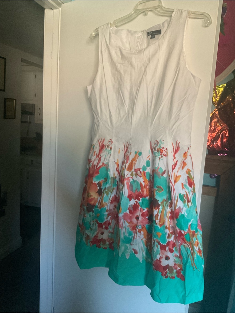 Women’s Size 18 Sleeveless White Midi Dress with Multicolor Floral Hem